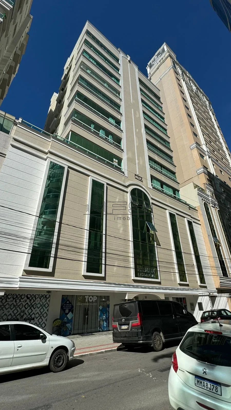 V10012 - Premium Residencial, 3 suítes, Meia Praia, Itapema.
