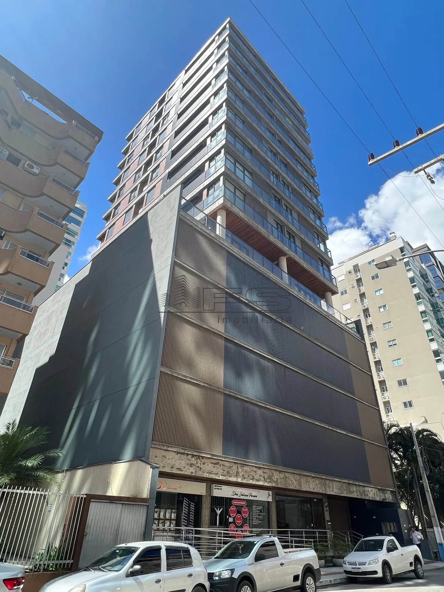 V4932 - Saint Antoine, 3 suítes, Mobiliado, Meia Praia, Itapema