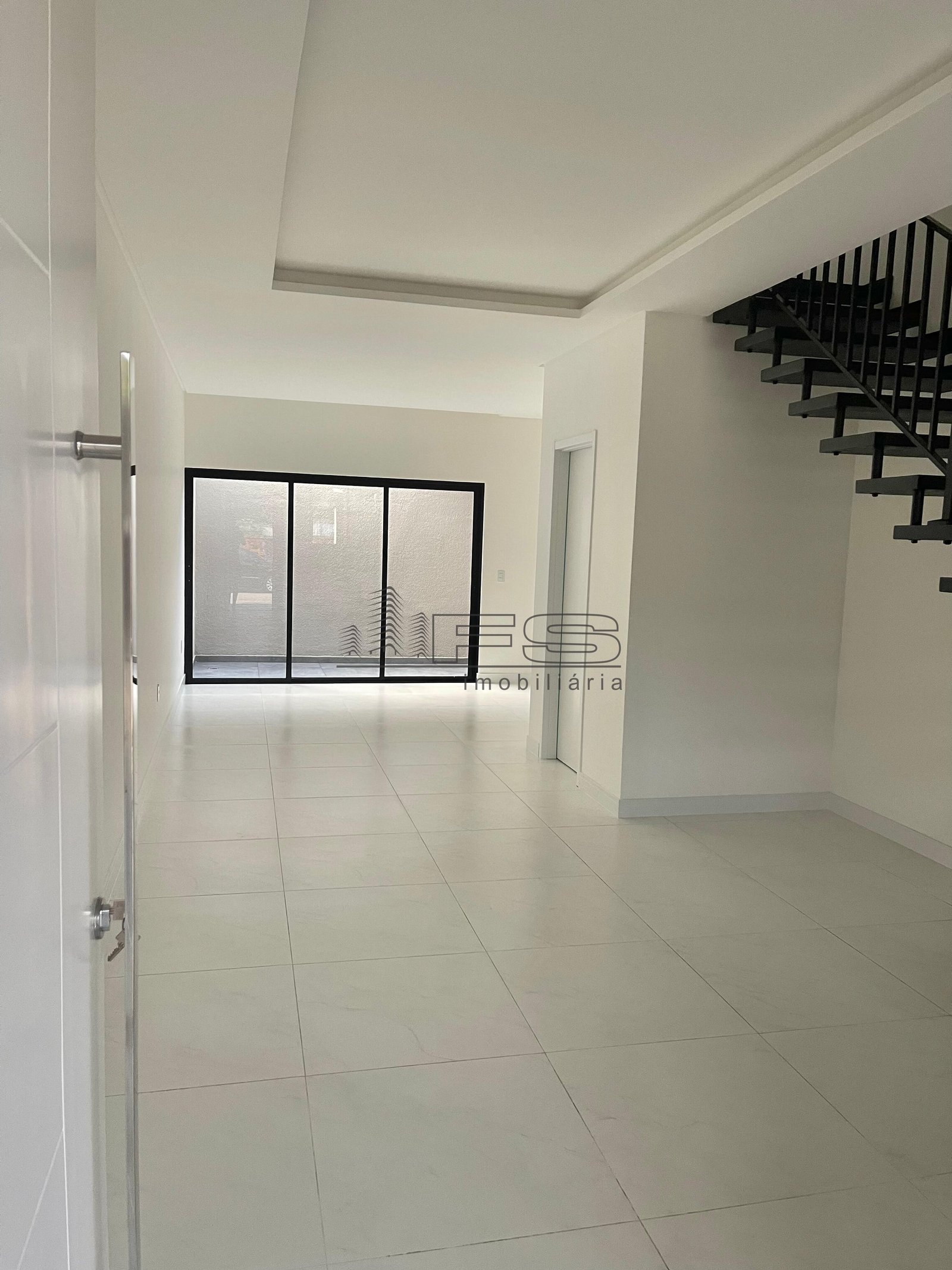 V10097 - Residencial Aurora, sobrado, 2 suítes, Várzea, Itapema