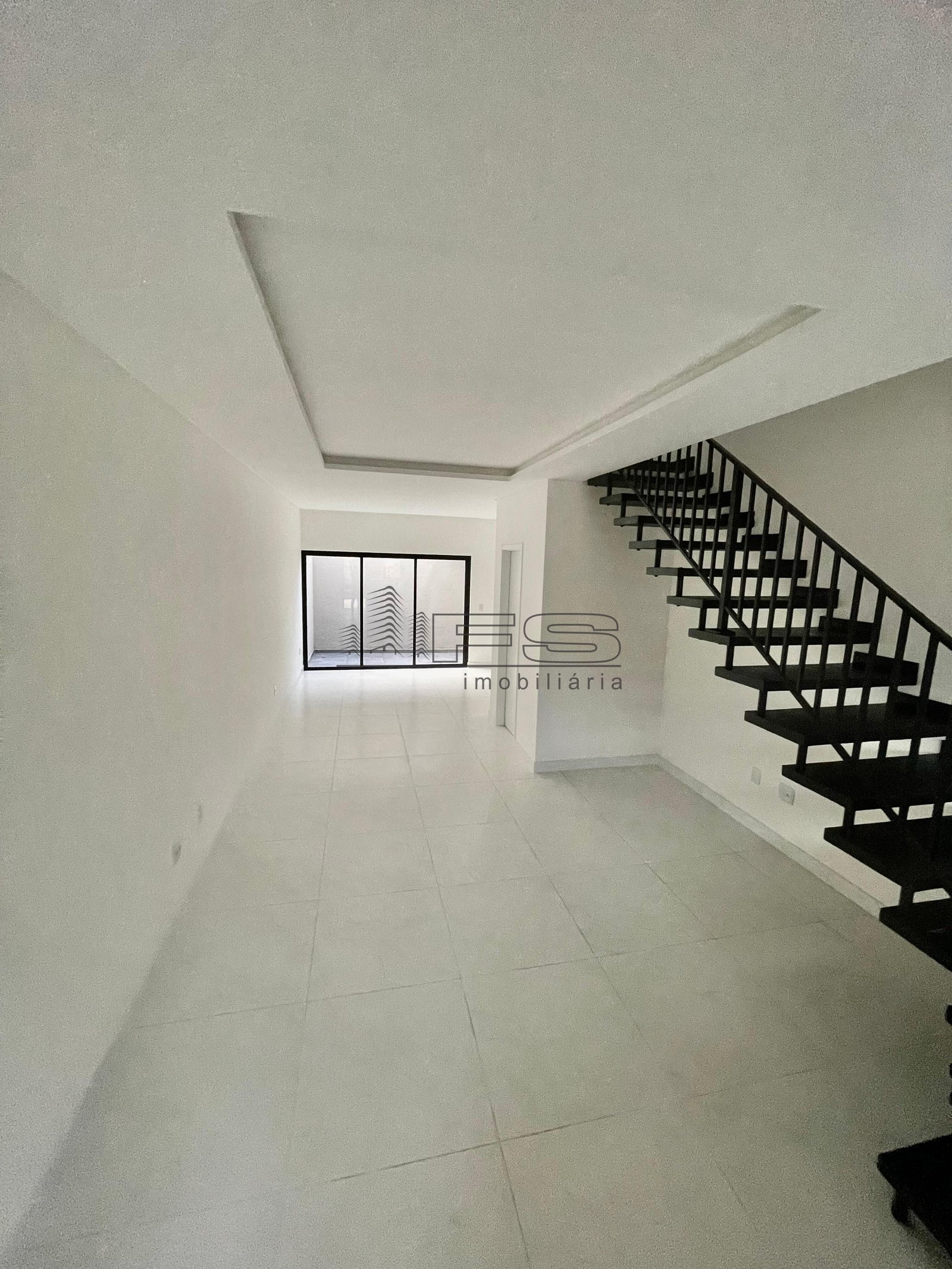 V10097 - Residencial Aurora, sobrado, 2 suítes, Várzea, Itapema