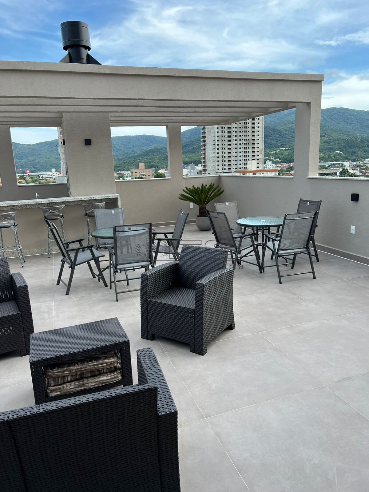 V3810 - Residencial De Ville, 2 dormitórios, Perequê, Porto Belo
