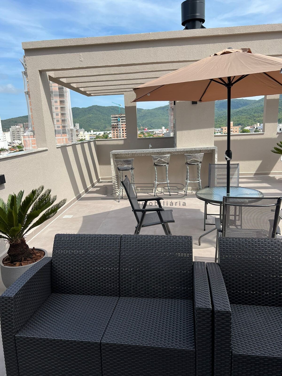 V3810 - Residencial De Ville, 2 dormitórios, Perequê, Porto Belo