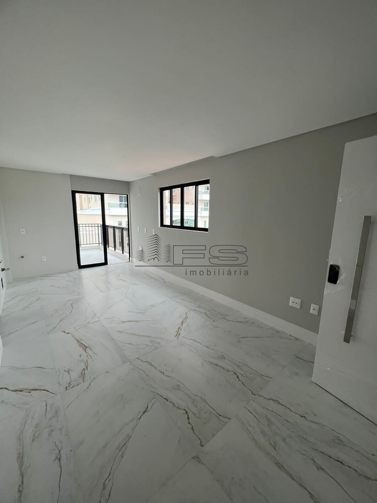 V3810 - Residencial De Ville, 2 dormitórios, Perequê, Porto Belo