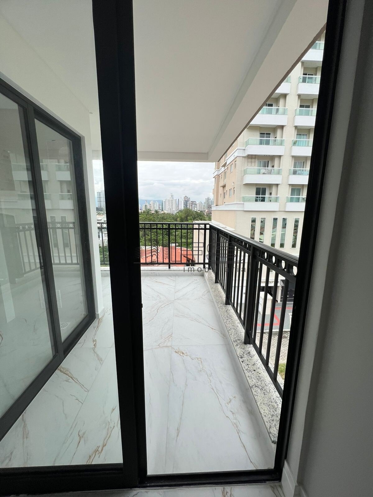 V3810 - Residencial De Ville, 2 dormitórios, Perequê, Porto Belo