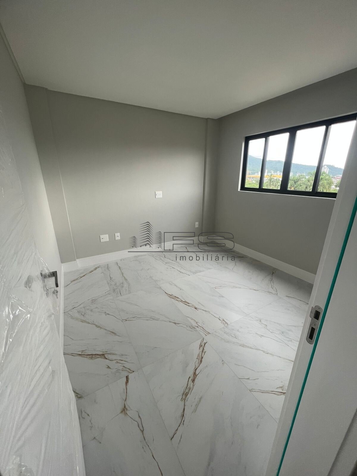 V3810 - Residencial De Ville, 2 dormitórios, Perequê, Porto Belo