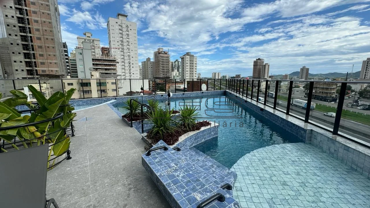 V5035 - Zurich Residence, 3 suítes, Meia Praia, Itapema.