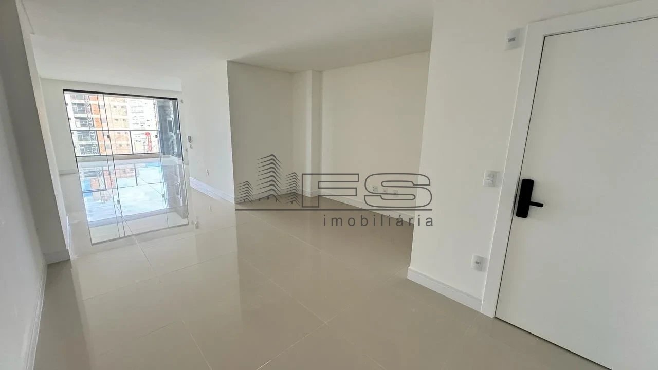 V5035 - Zurich Residence, 3 suítes, Meia Praia, Itapema.