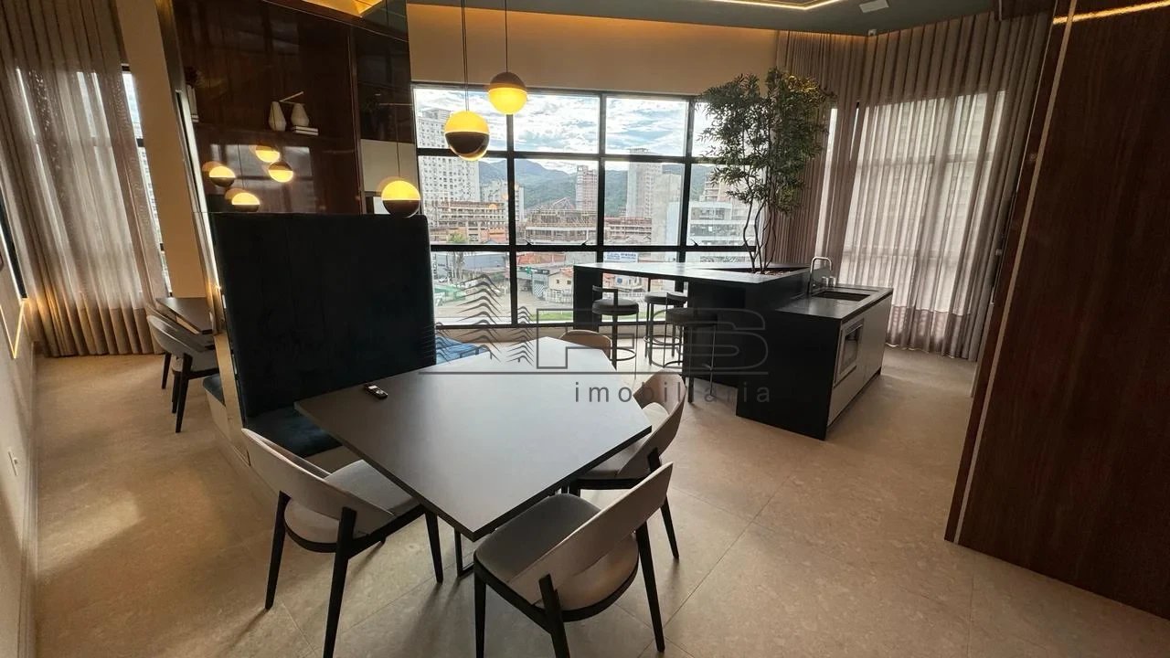 V5035 - Zurich Residence, 3 suítes, Meia Praia, Itapema.