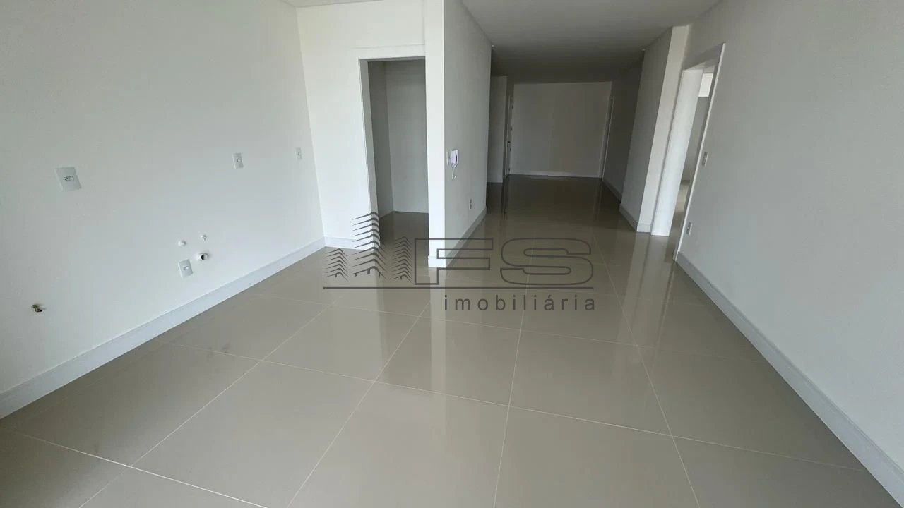 V5035 - Zurich Residence, 3 suítes, Meia Praia, Itapema.