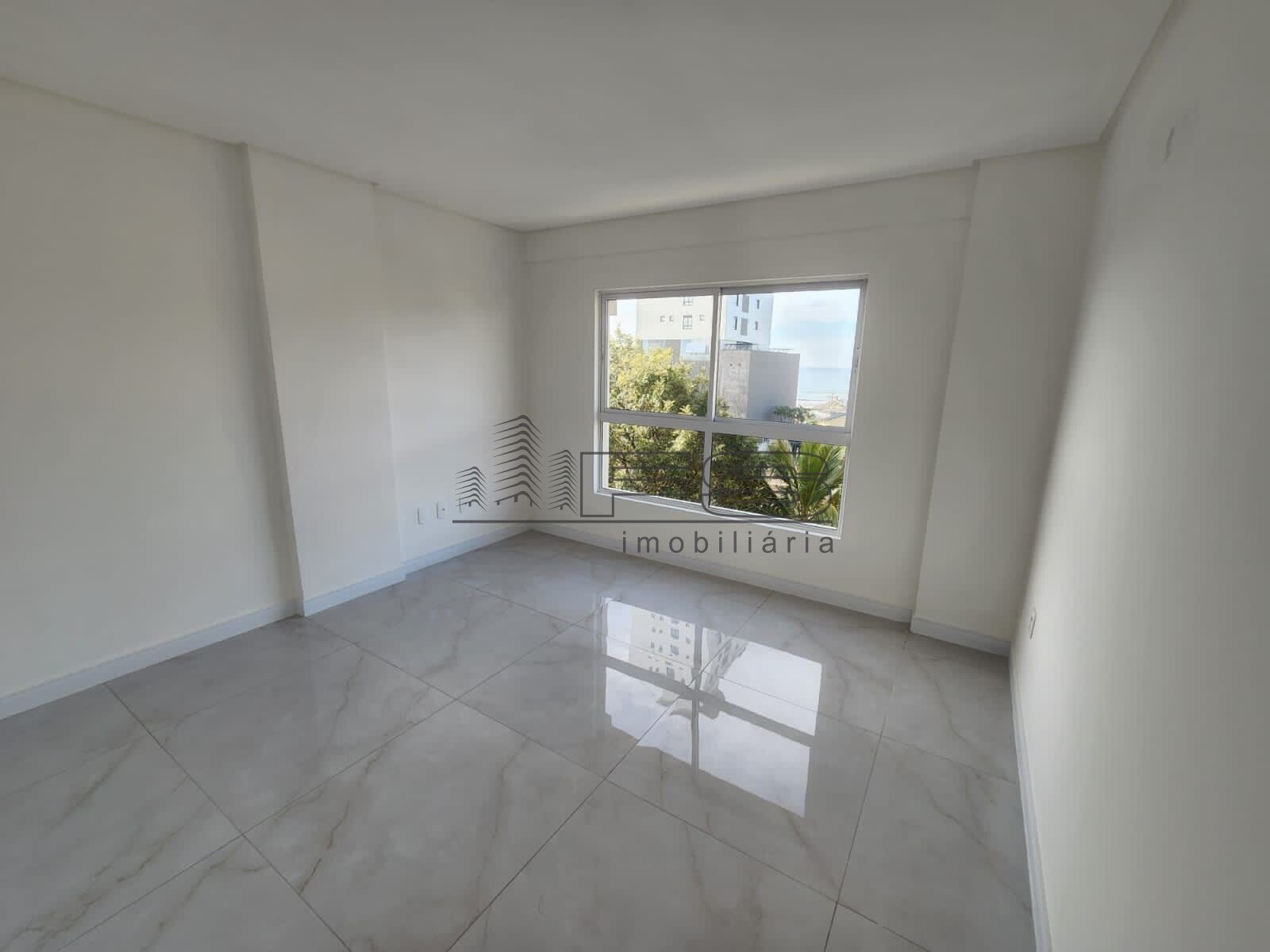 V4985 – Magnifique, 2 suites, pronto para morar, Pereque, Porto Belo – SC